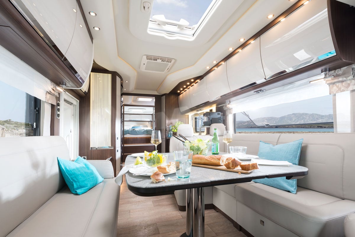 Morelo bedient mit seiner Premiere die Besitzer des normalen PKW-Führerscheins: Den Empire bietren die Franken jetzt auch in einer besonders leichten 7,5-Tonnen-Variante an.