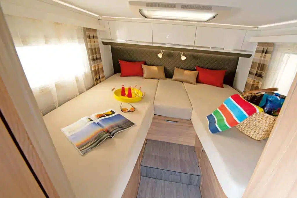 Adria Coral Supreme 670 SL