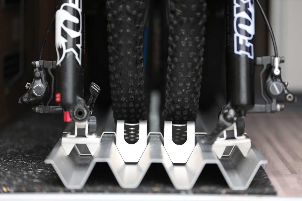 Bike-Holder-Kastenwagen-Bodenschienen