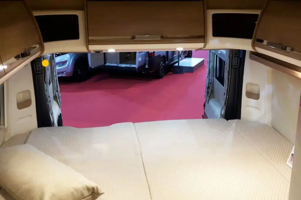 Malibu Van 640 LE Charming