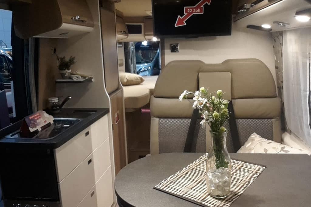 Malibu Van 640 LE Charming