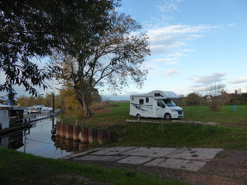 Stellplatz an der Marina Brachwitz