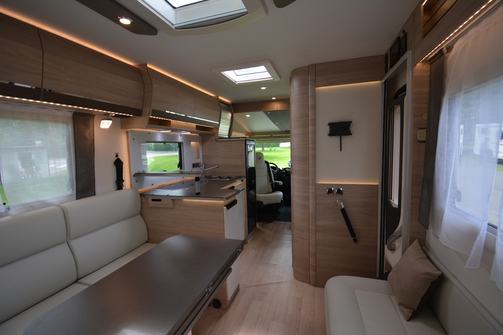 Premiere Rapido 854F und C50 Reisemobil International