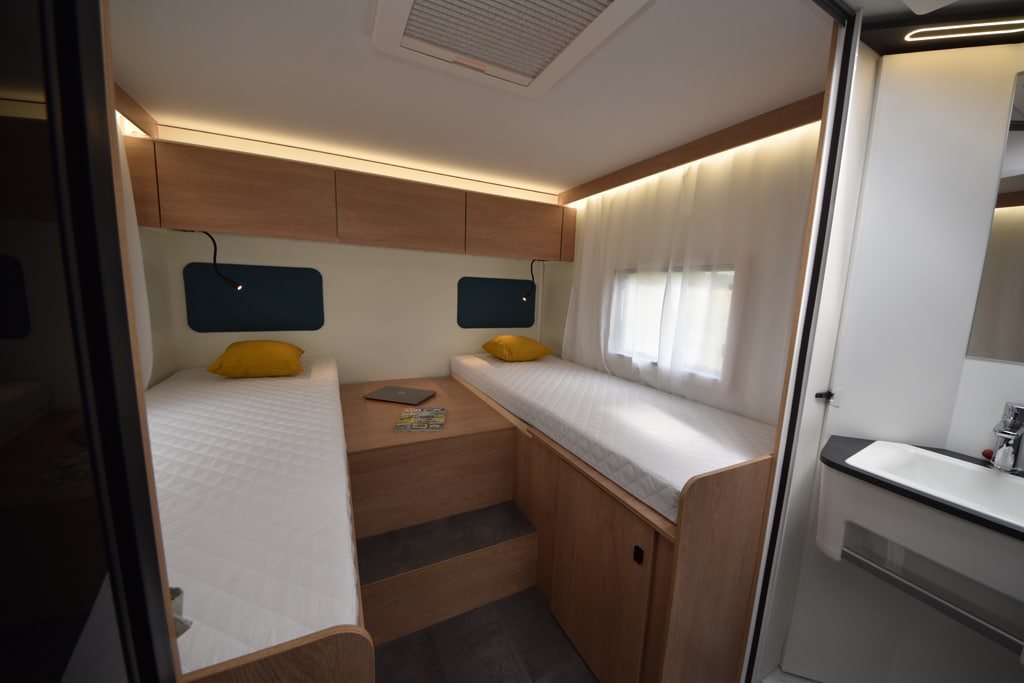 Joa Camp 70 T Innenraum