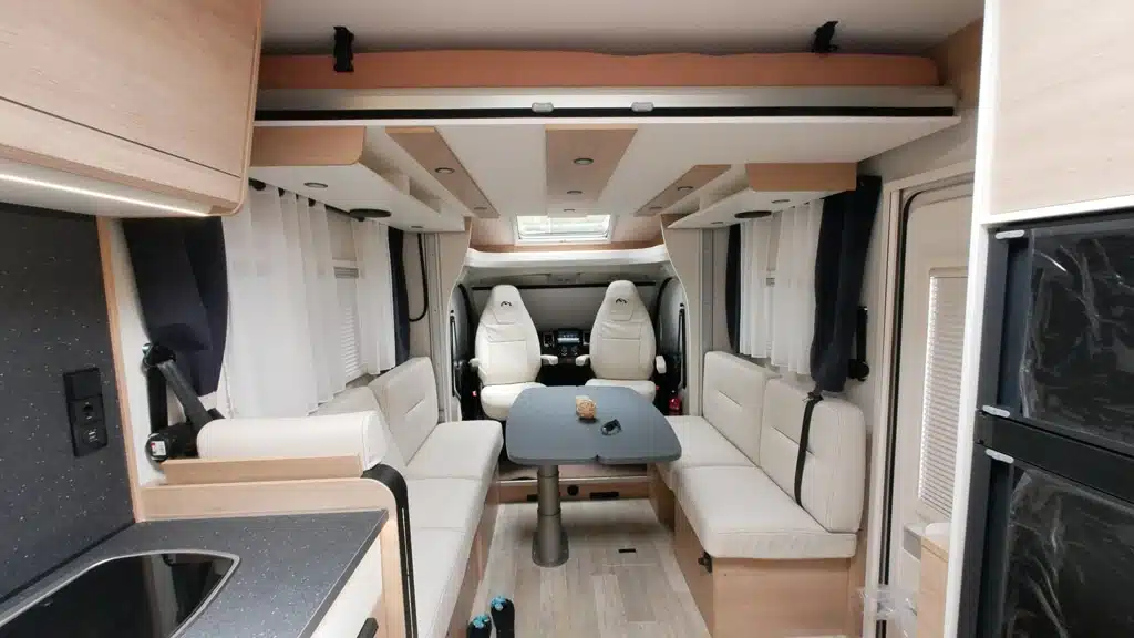 Mooveo TEI 70 DH: Sitzgruppe