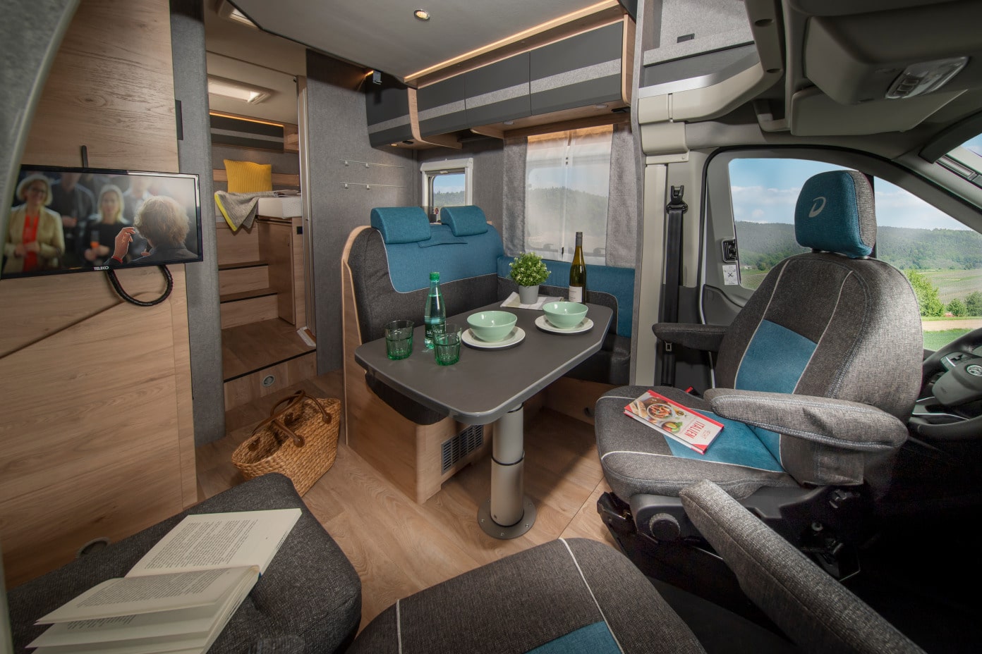 Sitzgruppe im Dethleffs Just Go T 7055 EB