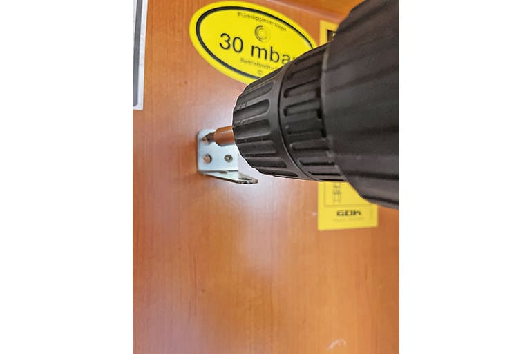 Anbringen der Gasfilter