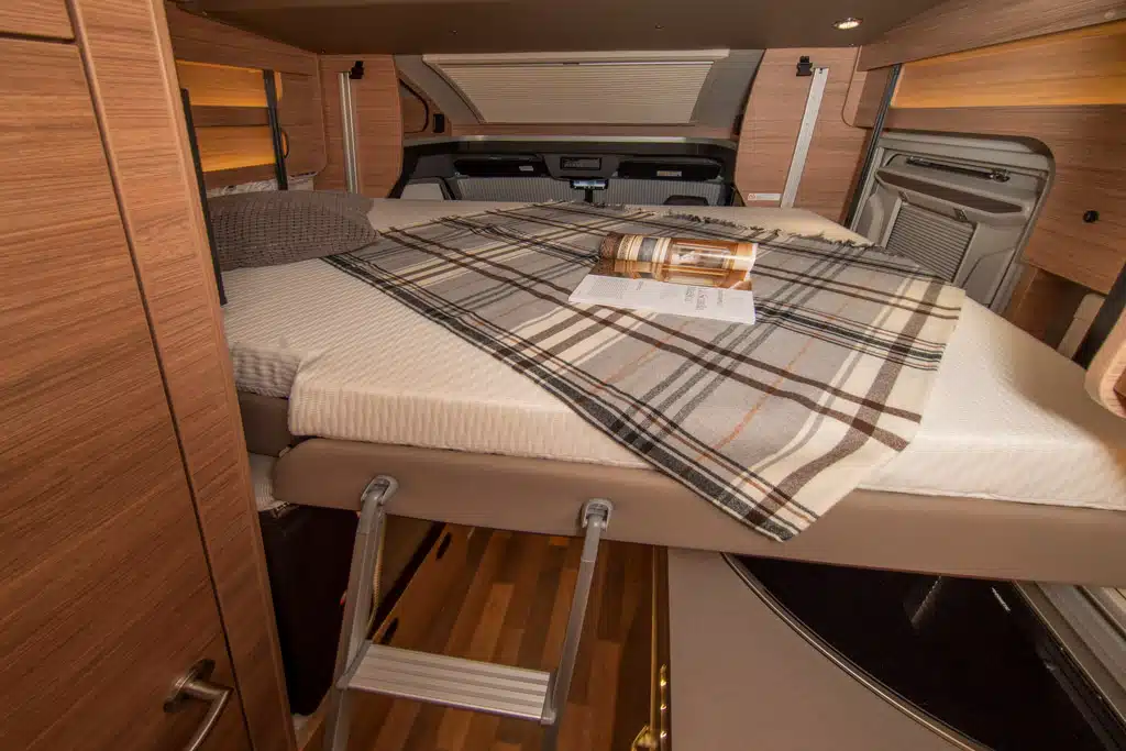 Hubbett im Weinsberg CaraCompact Suite MB 640 MEG Edition Pepper