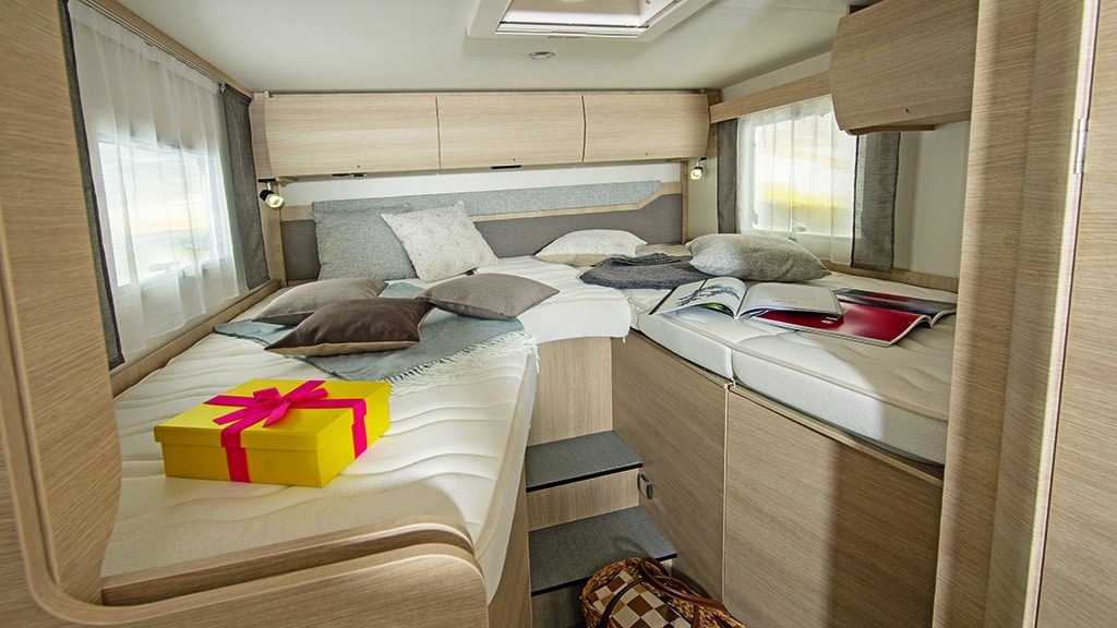 Längsbetten im Rapido C55