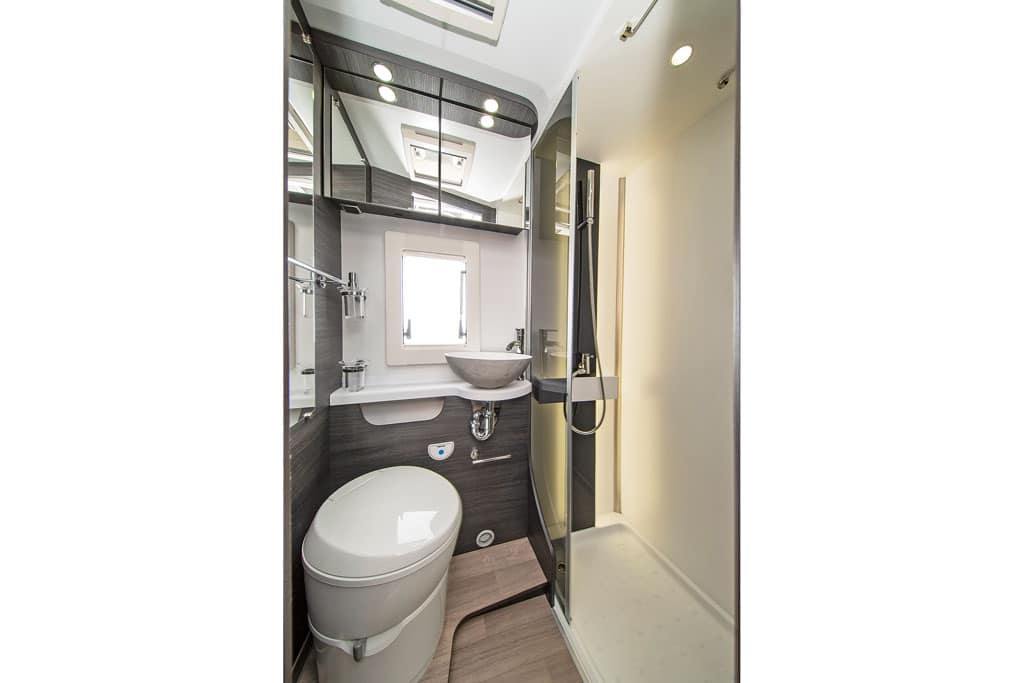 Bad im Benimar Mileo 261