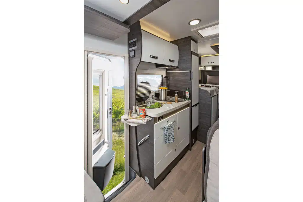 Küche im Benimar Mileo 261