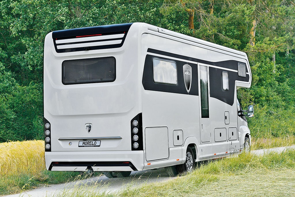 Heckansicht Morelo Palace Alkoven Wohnmobil