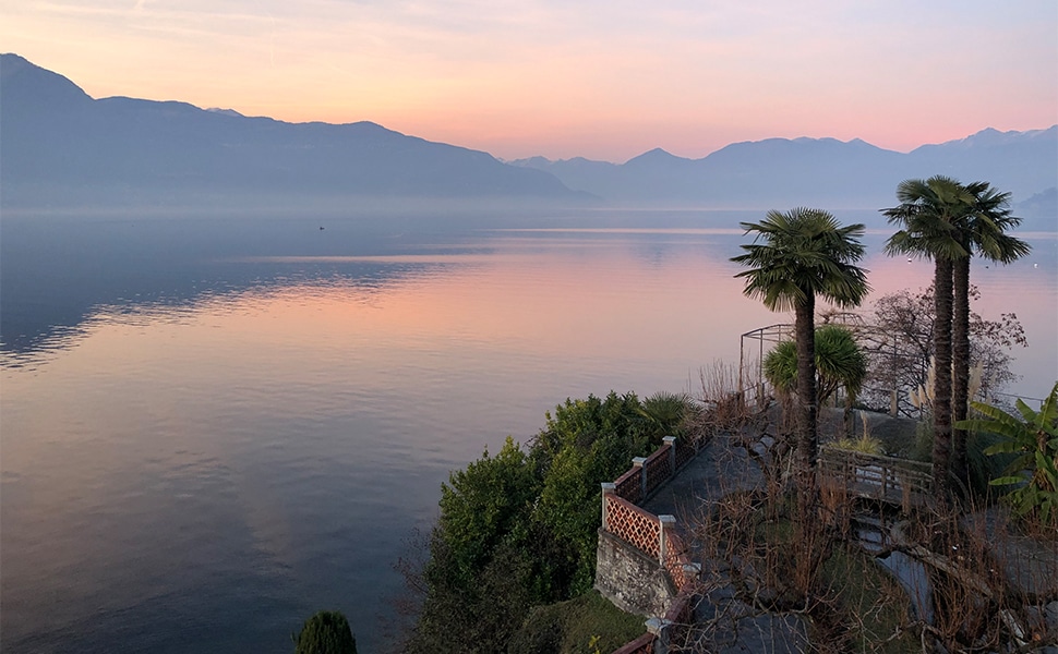 Lago Maggiore im Januar– Grandiose Bergkulisse bei Luino