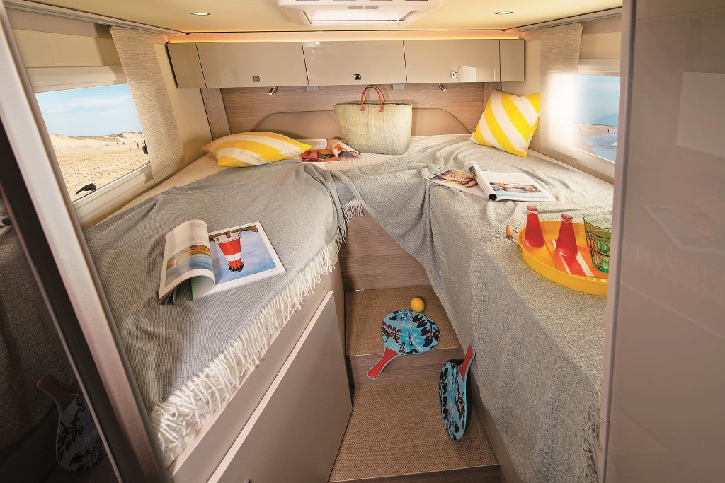 Bürstner Lineo T 690 G