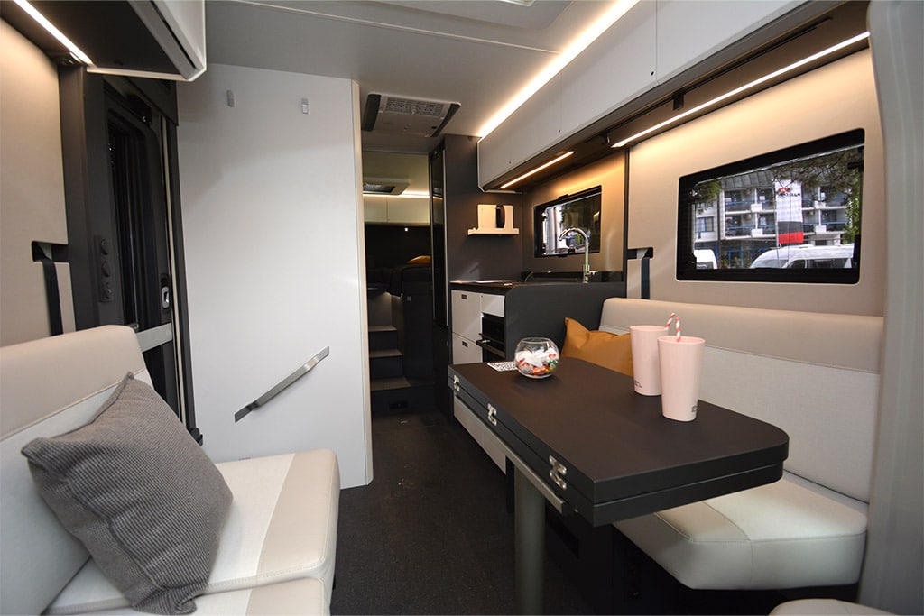 Adria-Compact-Max-DL Wohnraum