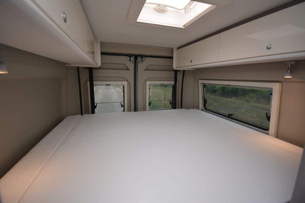 Etrusco CV 640 PB Heckbett