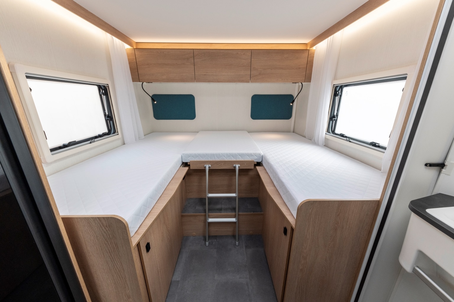 Mooveo TEI 70 EB Light - Einzelbetten im Heck