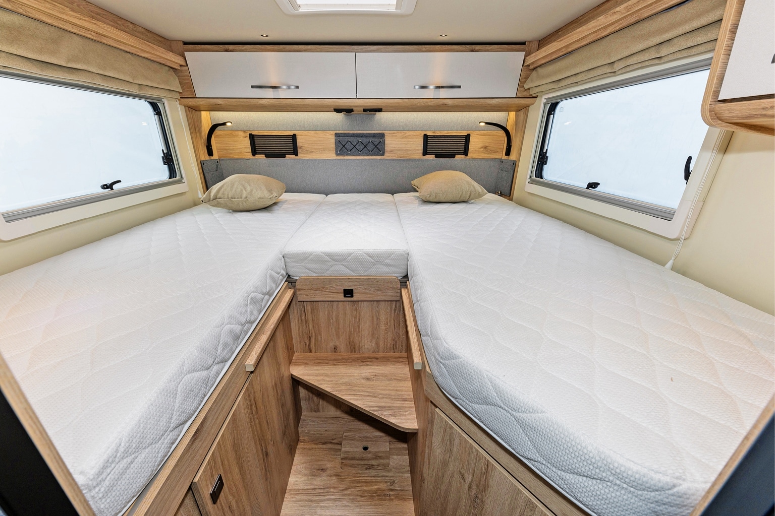 Die zwei Einzelbetten des Eura Mobil Xtura