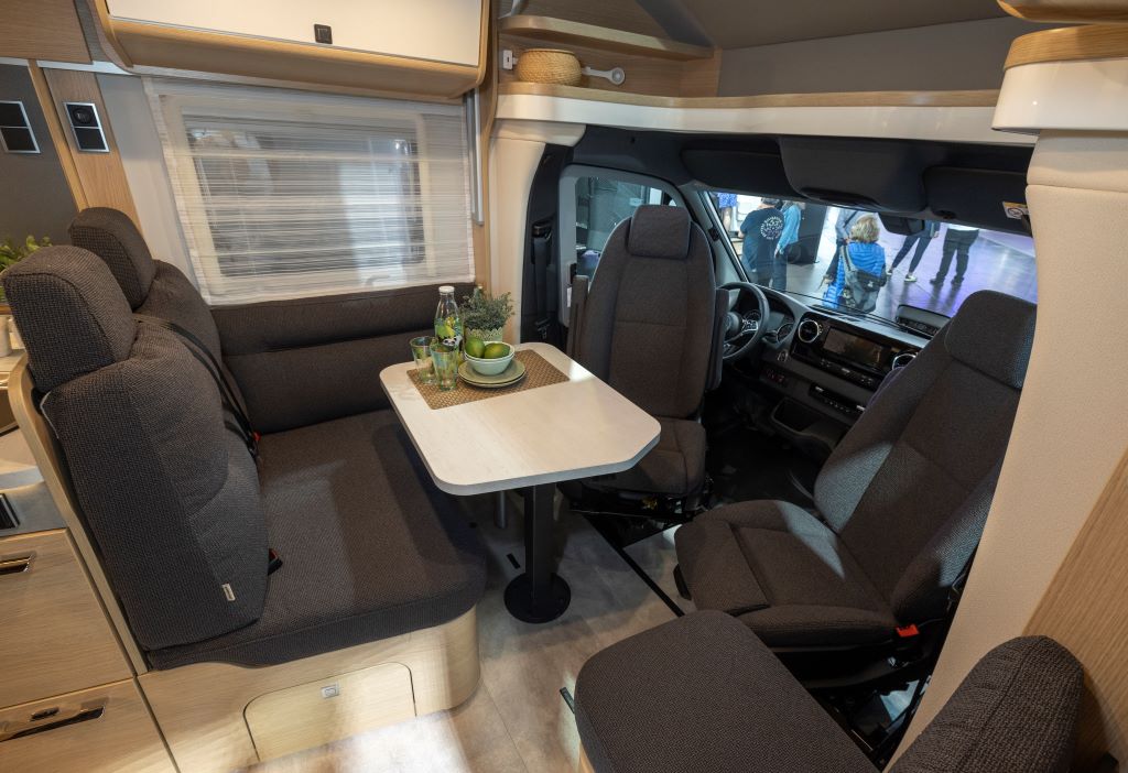 Hymer B-Klasse Blackline