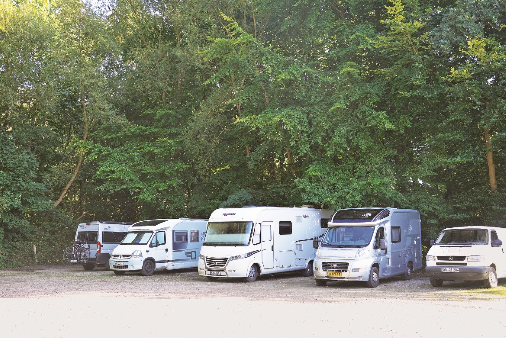 Lueneburger Heide: Stellplatz am Waldbad-Salzhausen