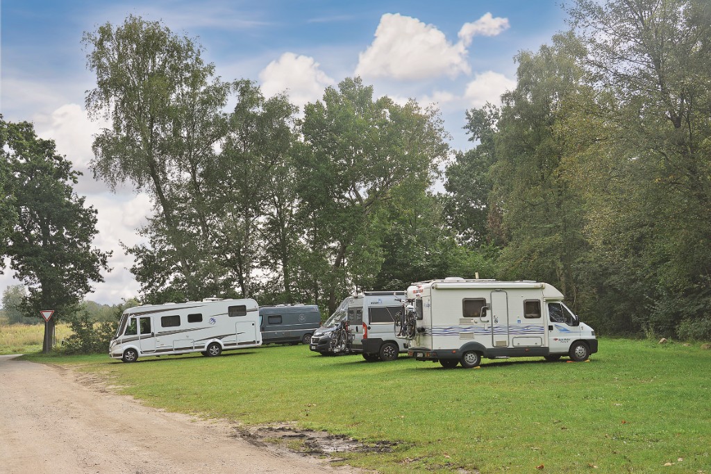 Lueneburger Heide: Stellplatz am Quellenbad Schneverdingen