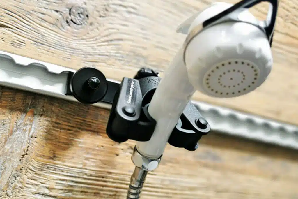 Sealand_Pro: DIY Dusche mit Handbrause und Halter