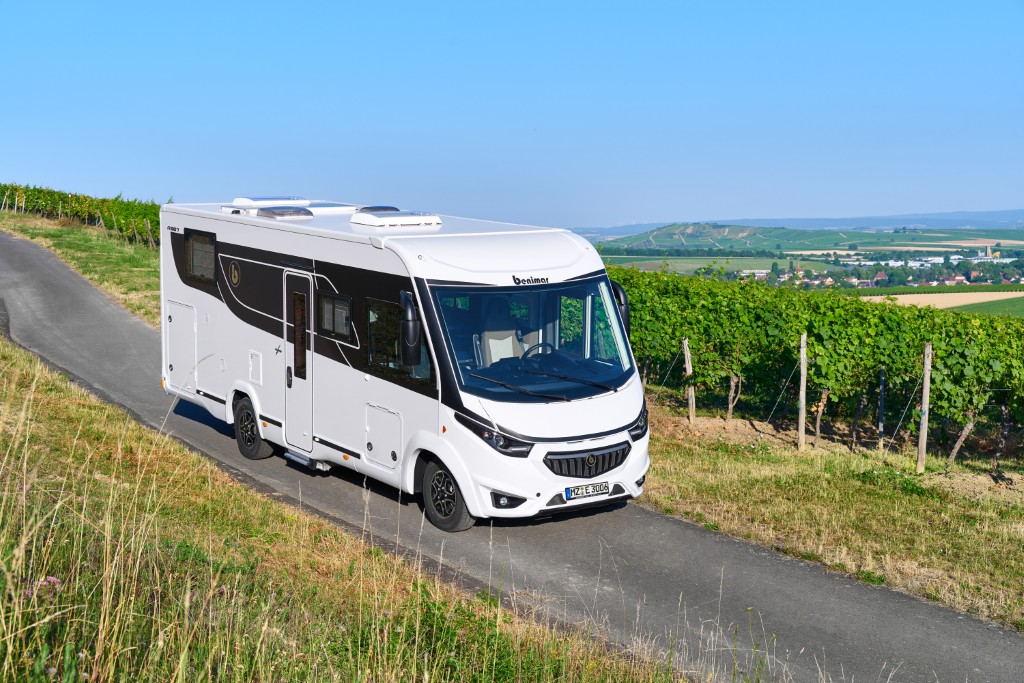 Integriertes Wohnmobil Benimar Amphitrion 967