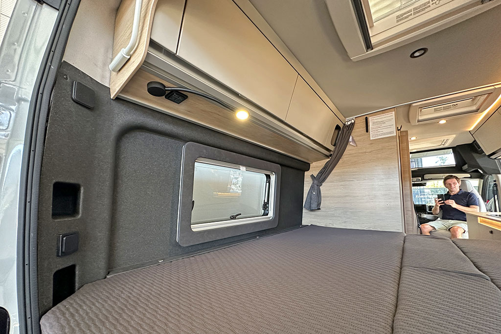 Hubbett im Campervan