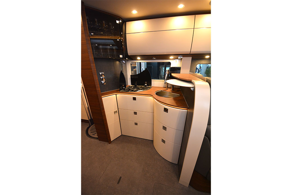 Carthago Chic C Line I 5.9 XL LE Küche