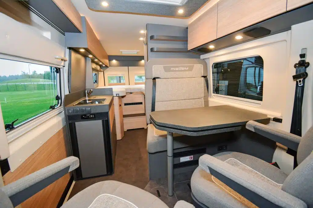 Wohnraum im Malibu Relax 640 R LE Coupé