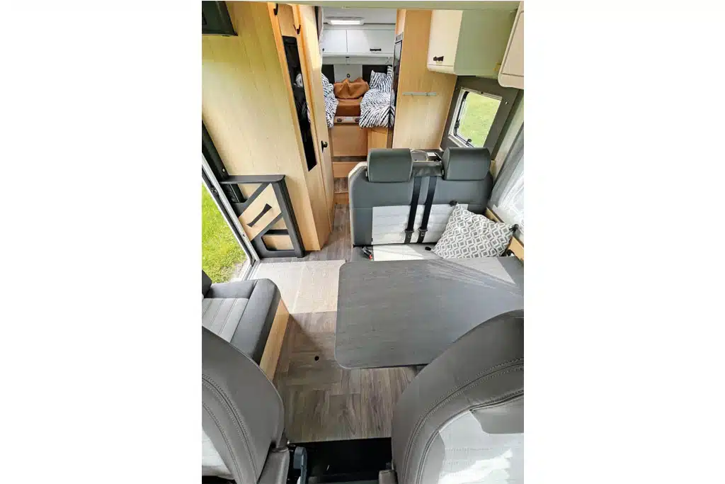 Wohnraum im Wohnmobil