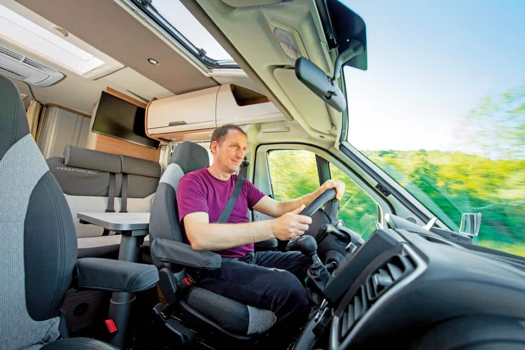 Knaus Van Ti 550 MF Vansation kompakter Teilintegrierter 5,99 Meter Länge