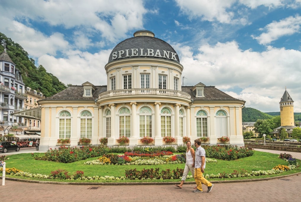 Kurpark-mit-Spielbank-in-Bad-Ems