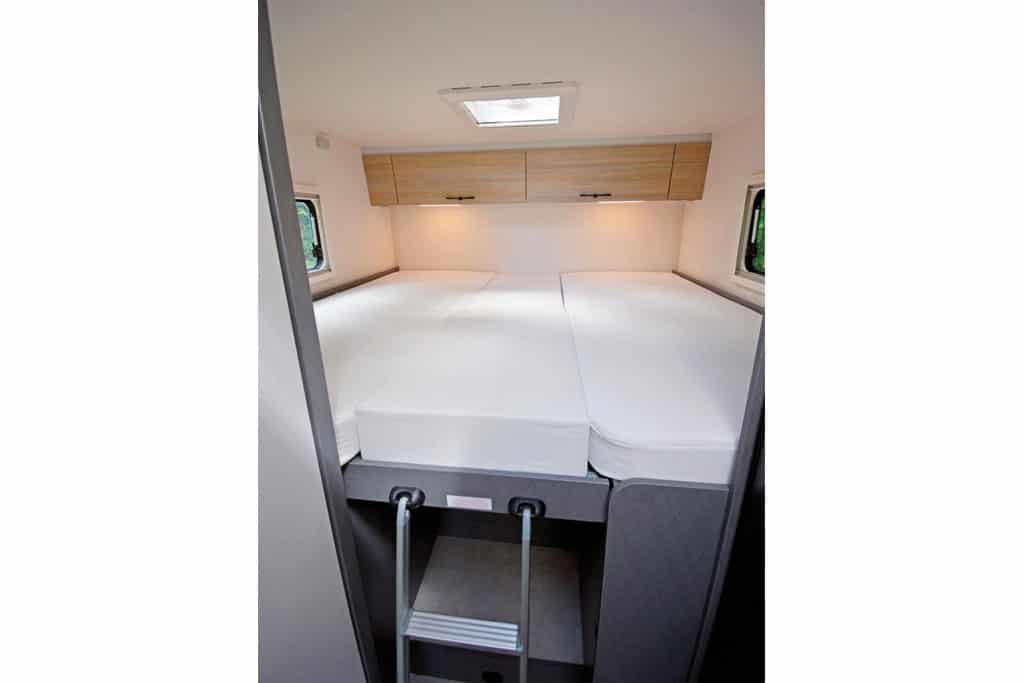 Heckbett im Wohnmobil