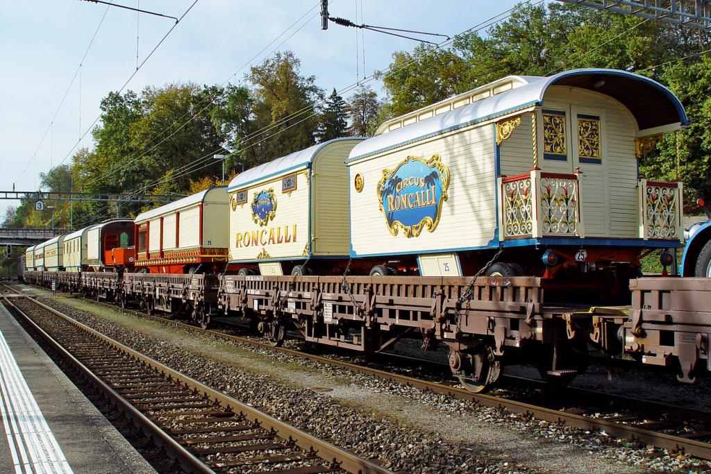 Sonderzug Circus-Theater Roncalli